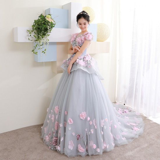 2021 New Dream Blue Gray Flower Quinceanera Dresses Long Tail Ball Gown Prom Dress Short Sleeve Applique